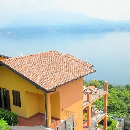 Modern In Italy With Swimming Pool Lägenhet *
