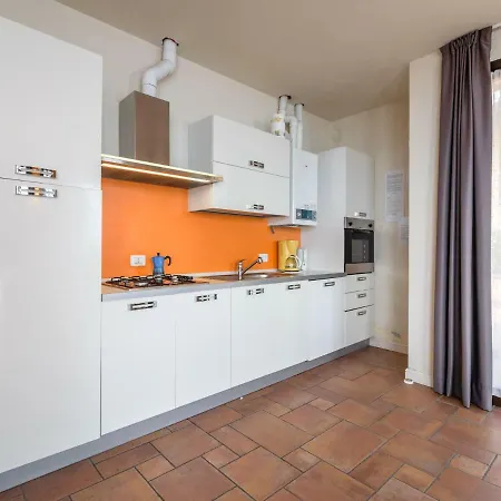 Lägenhet Modern In Italy With Swimming Pool *