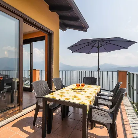 Modern In Italy With Swimming Pool Lägenhet *
