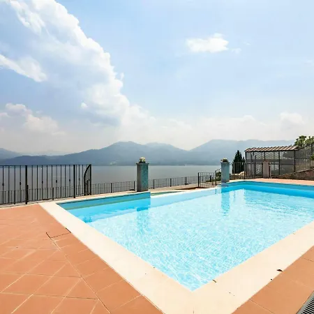 Lägenhet Modern In Italy With Swimming Pool *